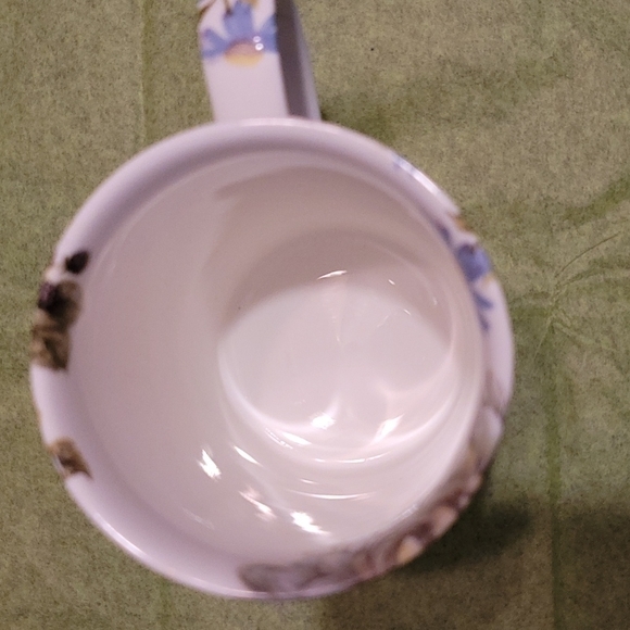 𝅺FINE bone china coffee cup. Flowers. Beautiful cup - Picture 2 of 5